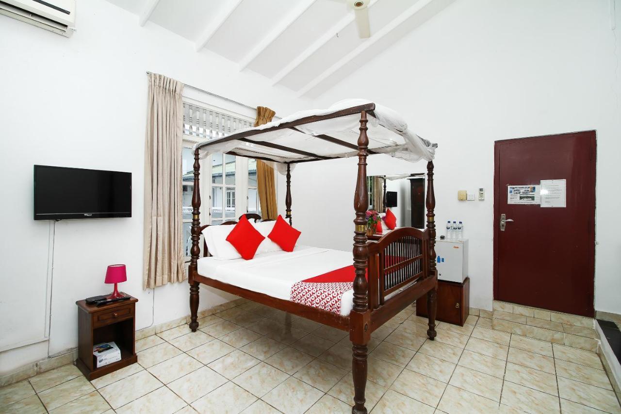 Hotel Empryean Katunayaka Extérieur photo