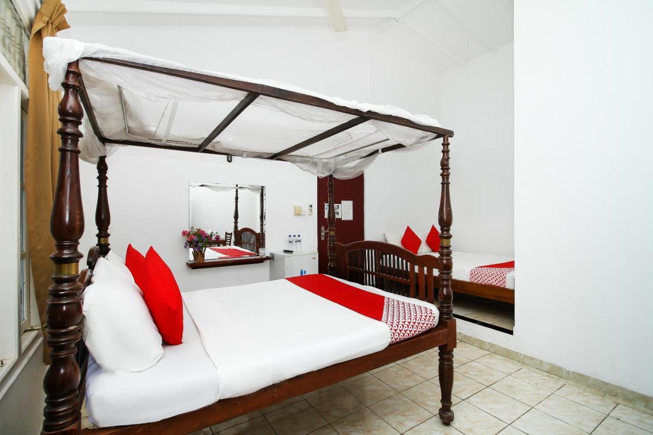 Hotel Empryean Katunayaka Extérieur photo